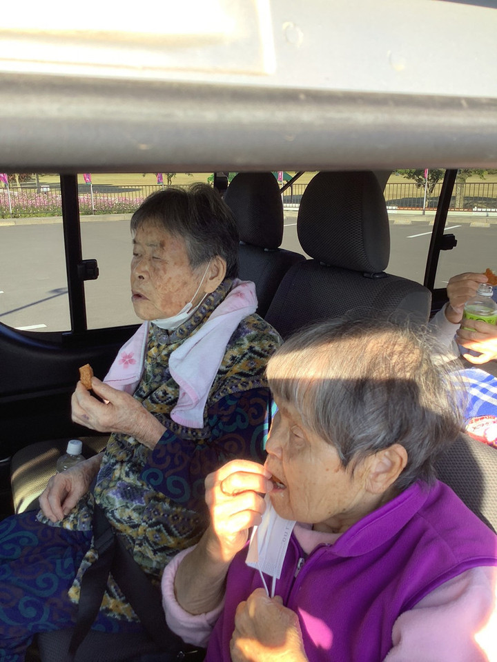 Line_album_1129_211129_3