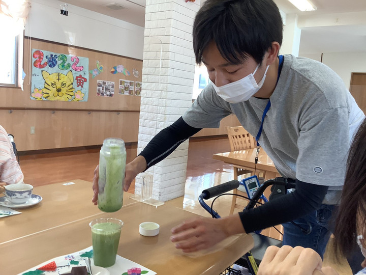 Line_album_62_220630_15